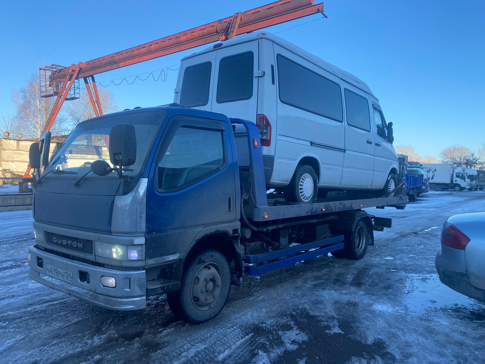 Эвакуатор дешево в Юрьеве-Польском, звоните: +79953196794 - вызов  автоэвакуатора 24 ч